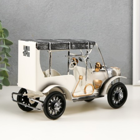 Souvenir Metal "Retro. White Auto" 20x9.4x13 cm-1