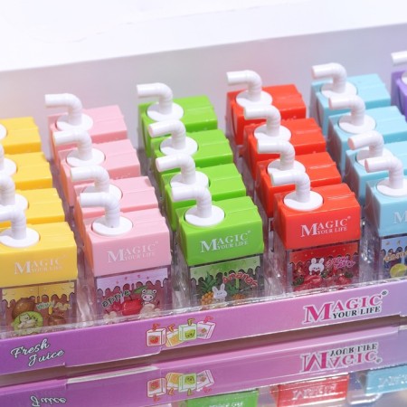Bloss for the lips "Fruit juice", a mix of flowers and smells-1
