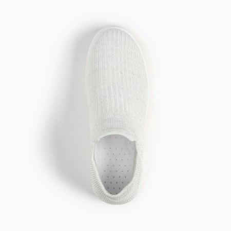 Baby sneakers (without laces), white color, size 33-3