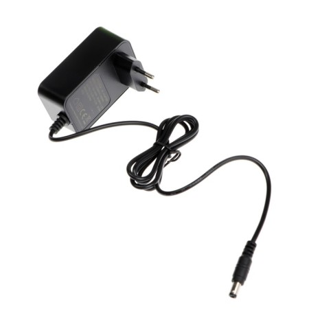 External battery CACTUS CS-PCS144-EC5, 40,000 mAh, 3 USB/USB-C, 5 A, 110-230V, ROM-9