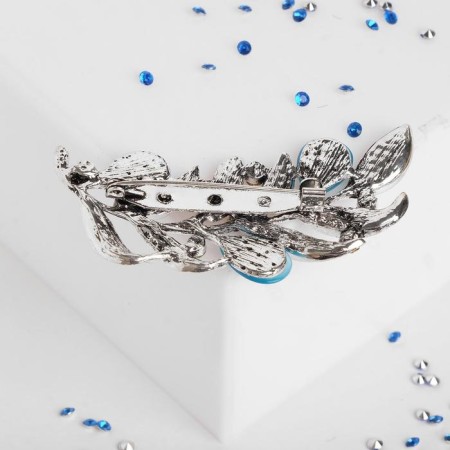 Brooch "Victor with leaves", the color of blue in black silver-1