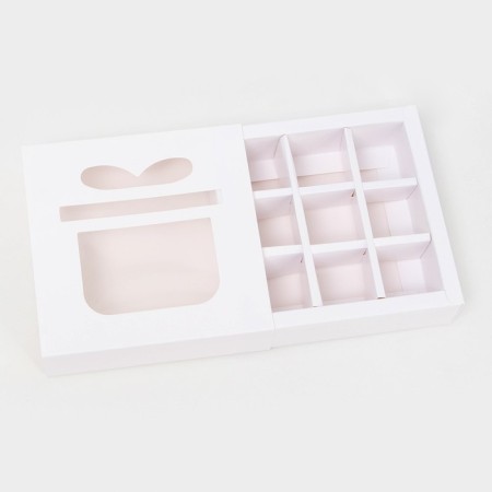 Box for 9 sweets, “Gift”, white 13.7 x 13.7 x 3.8 cm-2