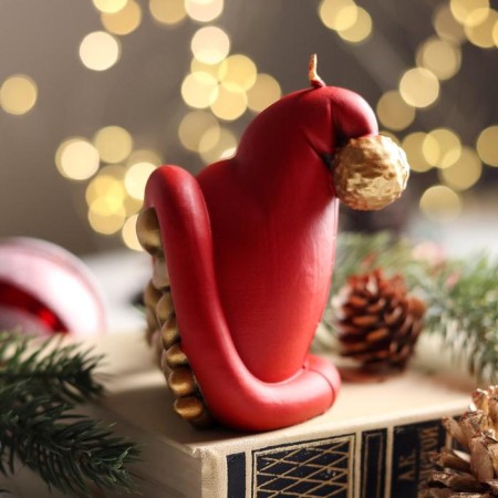 Decorative candle "Dwarf with legs", 9x7.1x7.3 cm, gold-3