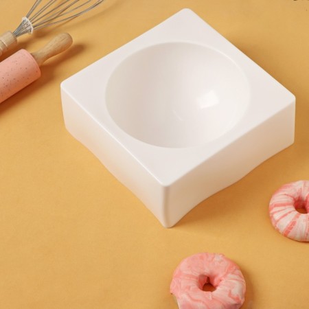 Form for mousse desserts and baking konfinetta "hemisphere", silicone, 19.4 × 8 cm, d = 16 cm. Color white
