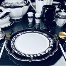 A set of plates Lenardi 