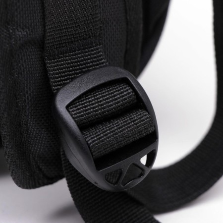 A backpack for carrying animals with a viewing window, 32 x 25 x 42 cm, mint-5