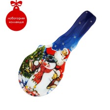 Glass stand under a spoonful of the share 