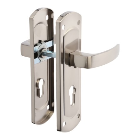 Lockland 002 handles on the bar, m/o 55 mm, color satin nickel