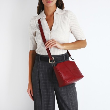 Cross-Bodi bag with zipper, burgundy color-5