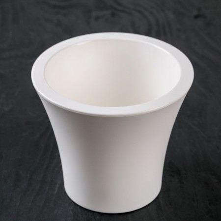 A pot with a liner d = 15, h = 13 "City", white color