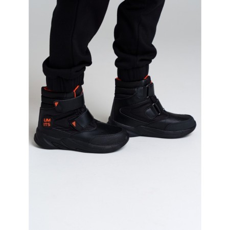 Winter boots for the boy PlayTode, size 34