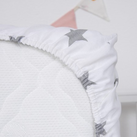 Sheet on the elastic band "Stars on White", size 60x120 cm-2