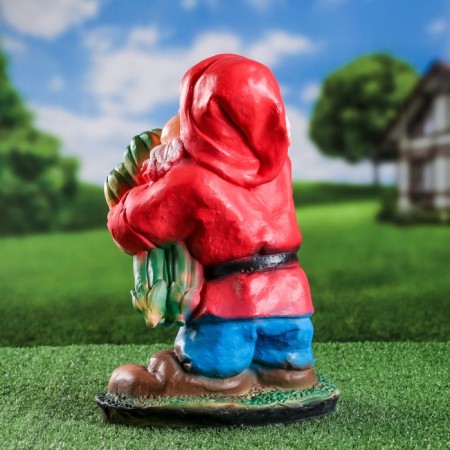 Garden figure "Gnome with zucchini" red, 23x21x36cm-5