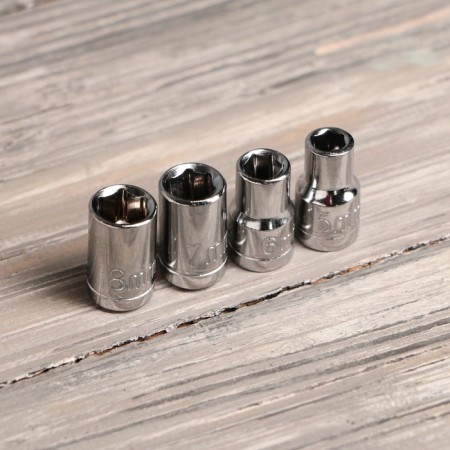 A set of tools in the joystick "100 level", 32 items-16