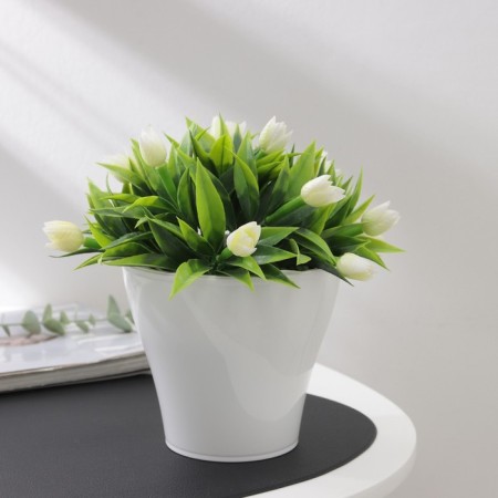 Kashpo for flowers with an insert "Athena", 1 l, white color