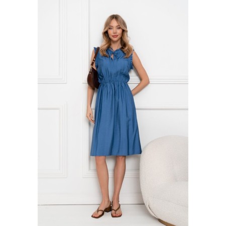 Women's dress, size 42-4