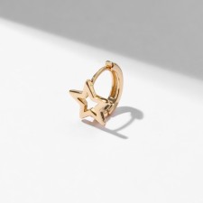 Piercing in the ear (Helix) 