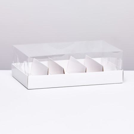 Folding confectionery box for 5 eclairs, white, 22x13.5x7cm