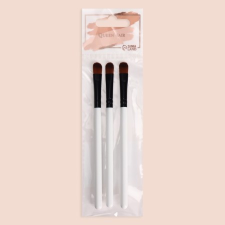 A set of makeup brushes, 3 objects, white/black color-6