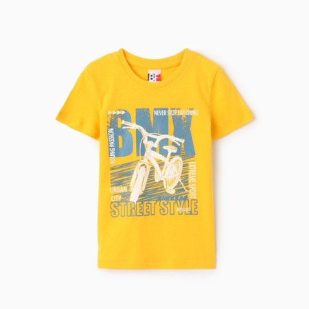 T -shirt for a boy, yellow color, height 104 cm