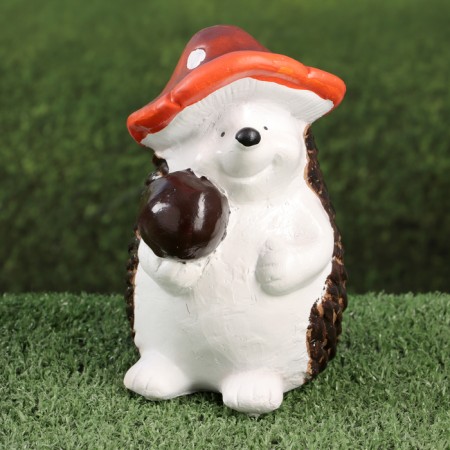 Garden figure "Hedgehog with an apple" 10x11x18cm