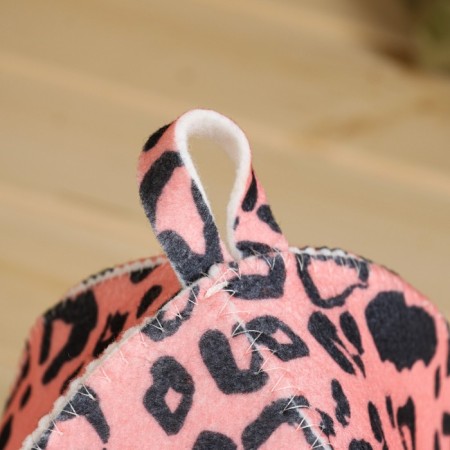 Bath cap "Pink leopard", female-1