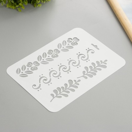 Plastic stencil "leaflets" 16x22 cm-1