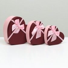 A set of boxes 3 in 1 heart, burgundy, 21 x 19 x 9 - 15.5 x 14 x 6 cm