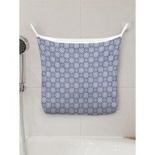 Organizer in a bath on suction cups 