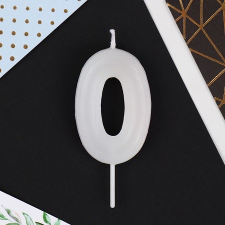 Candle for the cake, number “0”, 5.5 x 8 cm.