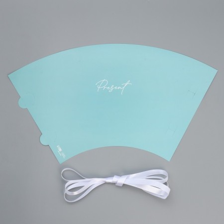 Packet for flowers conical round folding on tapes "Present", 15 x 23.3 x 7.5 cm-4