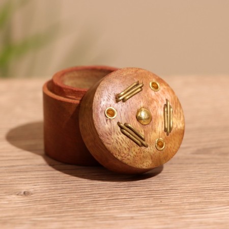 Standing for incense 3.5x3.5x3.5 cm, shisham tree-2