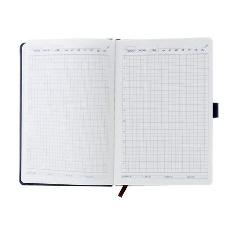 Delivery of a low -end A5, 140 sheets in a cage, with a refrain, leatherette cover, mix-3