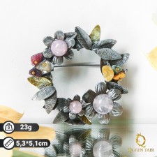 Brooch 