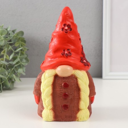 Figure "Dwarf" height 19 cm, width 8 cm, length 11 cm-1
