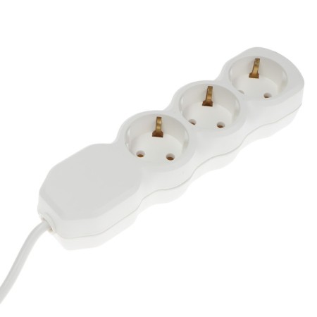 Extension cord Luazon Lighting Eco, 3 sockets, 4.5 m, 10 A, 2200 W, PVS 3x0.75 mm2, with salary, white-1