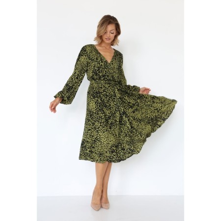 Women's dress, size 48