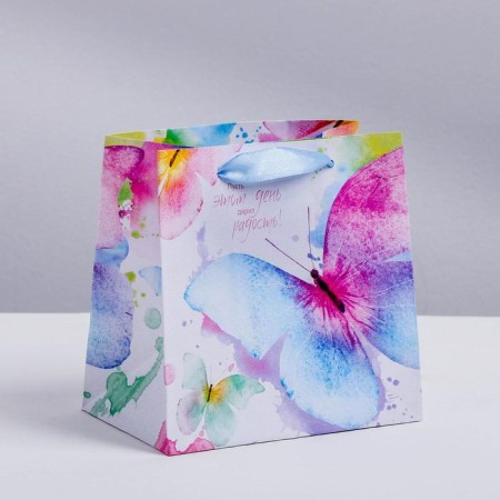 Gift Laminated Square, Packaging, “Tenderness of the Butterfly”, 22 x 22 x 11 cm-1