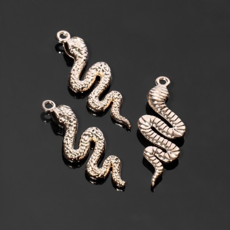 Snin -shaped pendant, 4.3 × 1.5 cm, set 3 pcs., Color gold