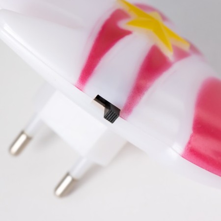 Nightlight 4 diode "fish" 220V mix 7.5x9x2 cm Risalux-6