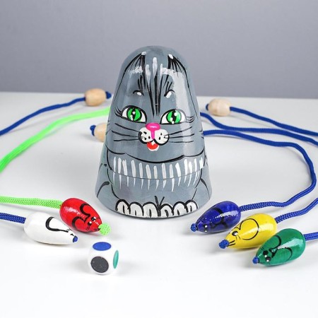 Board game children's "cat mouse", gray cat