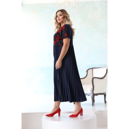 Women's dress, size 52-6