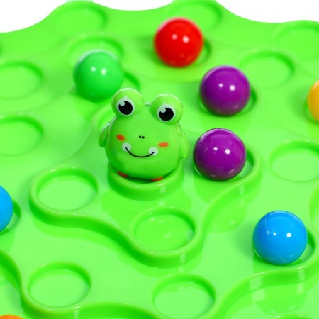 Board game "Hold the Frog", 2-4 players, 5+-2