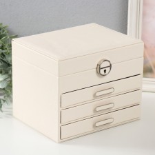 Casket to the leatherette for jewelry 