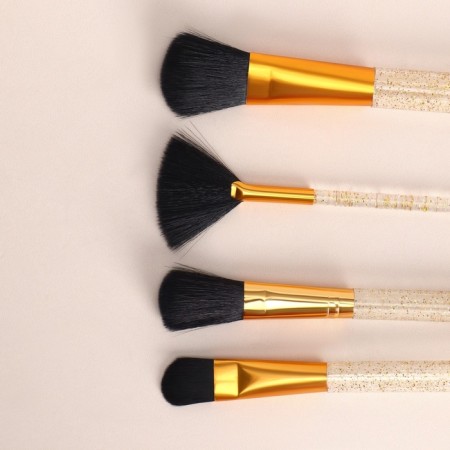 A set of makeup brushes, 12 objects, case, color mix-5