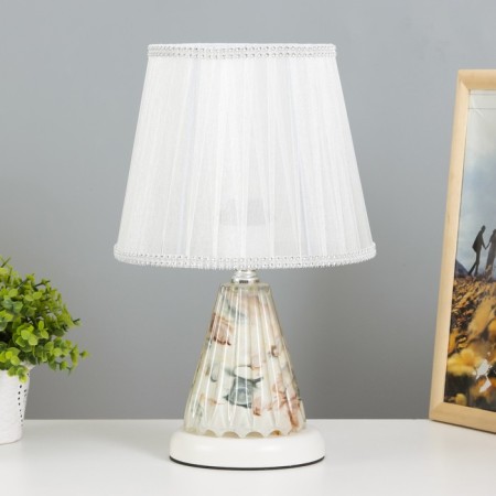 Battle lamp with the backlight "Damon" 1x40W E27 220V white 21x21x33 cm Risalux
