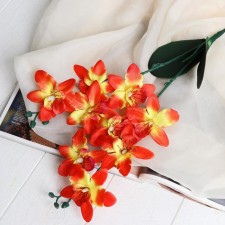 Artificial flowers 
