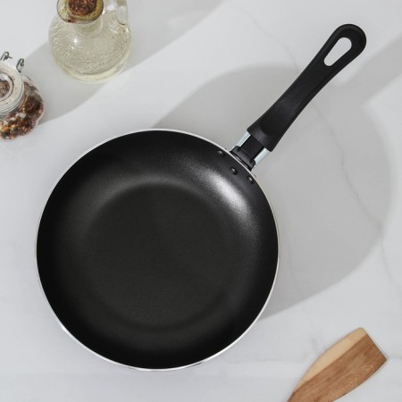 The “Expert” pan, d = 20 cm, plastic handle, anti -stick coating, burgundy color-1