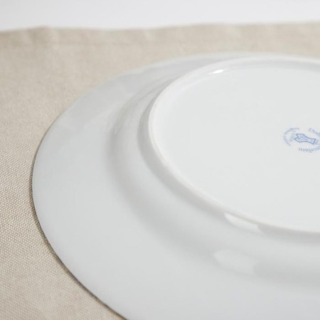 Porcelain plate "Beatrice", d = 24 cm-2