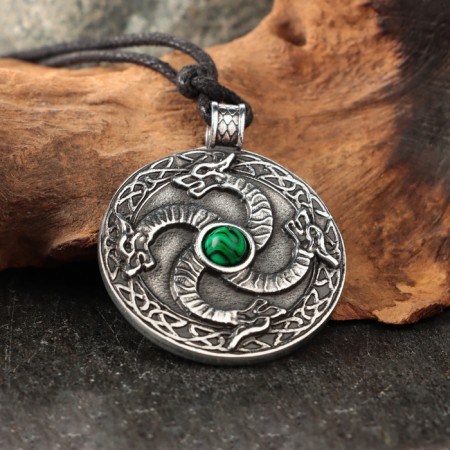 Amulet "coil" with a stone malachite, 35x43 mm, metal